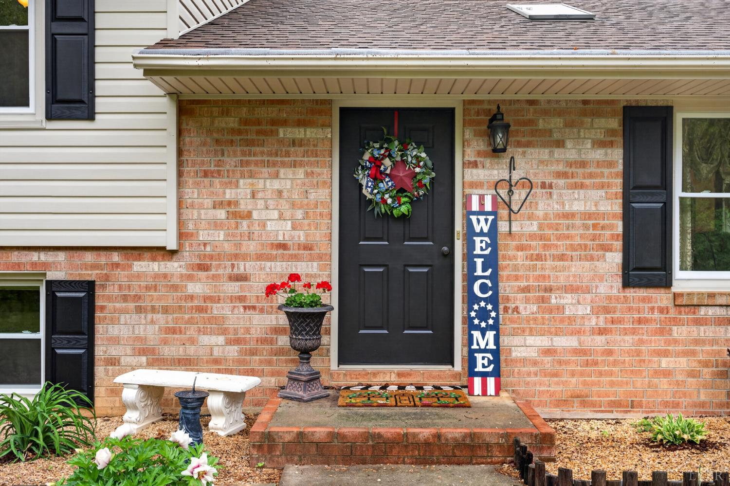 189 Pera Road Monroe, VA 24574 - Photo 2 of 59