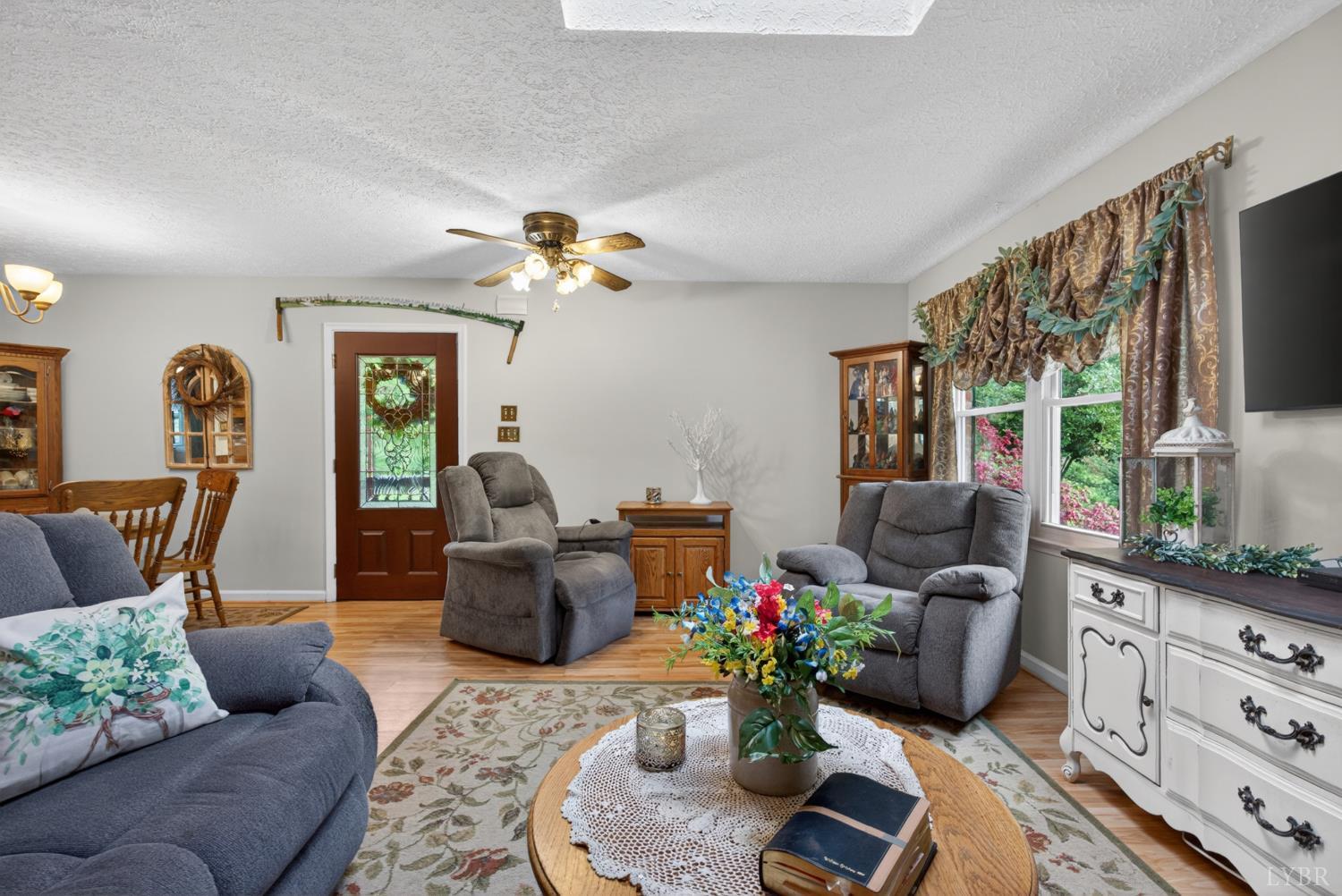 189 Pera Road Monroe, VA 24574 - Photo 4 of 59