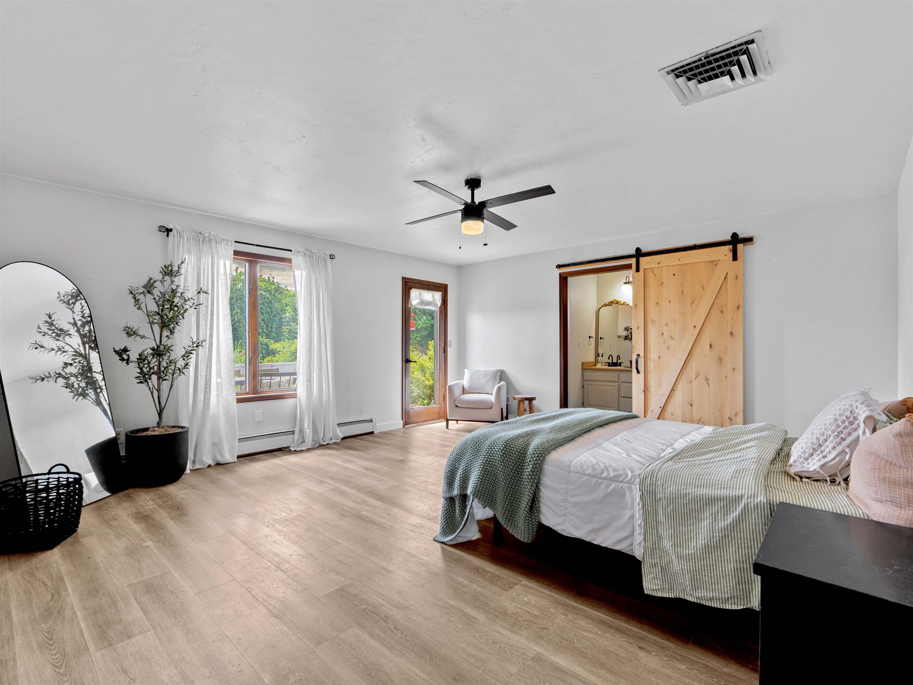 948 20 Road Fruita, CO 81521 - Photo 28 of 38 a bedroom with a bed and window