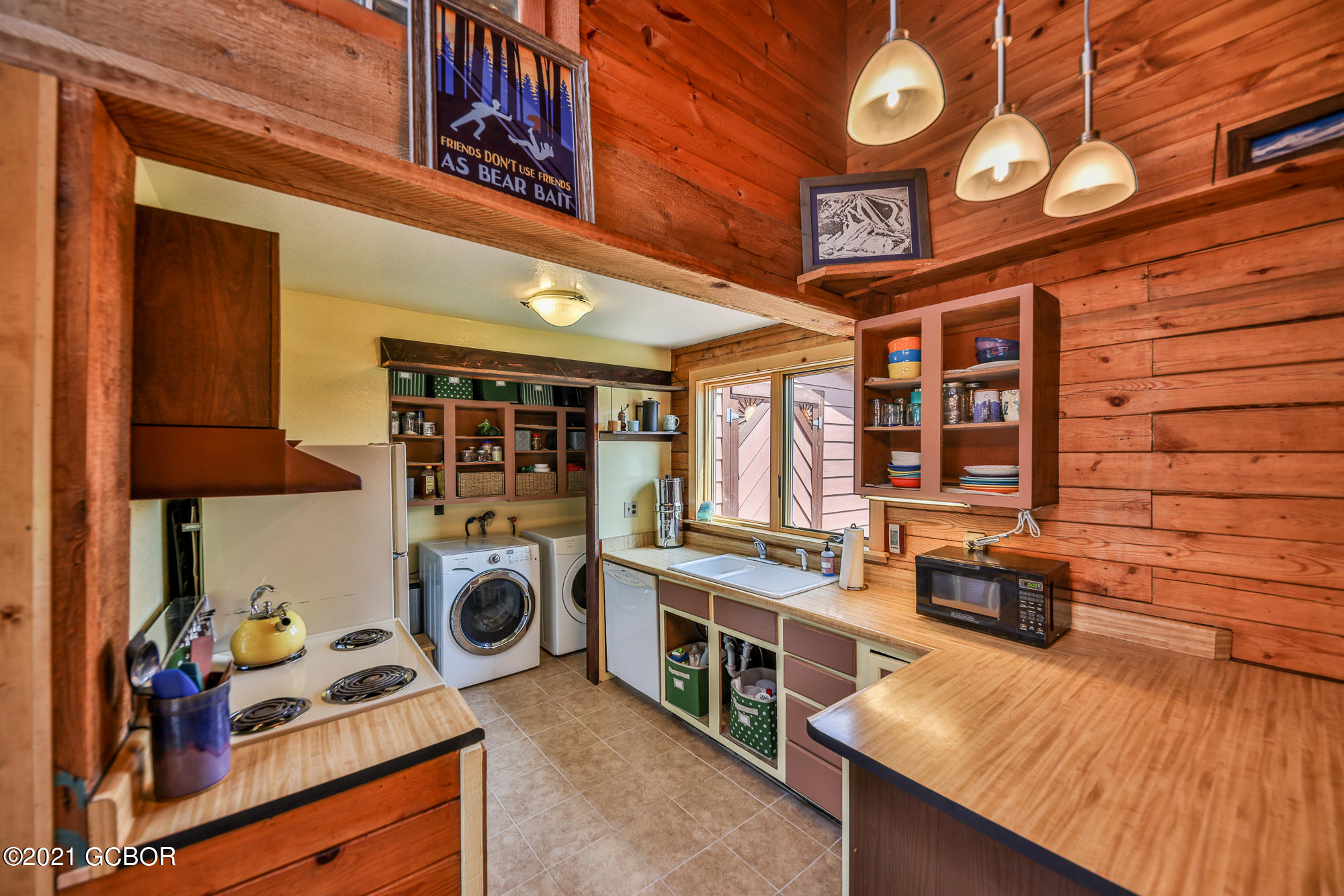122 Carriage Road Fraser, CO 80442 - Photo 9 of 29 Kitchen 2