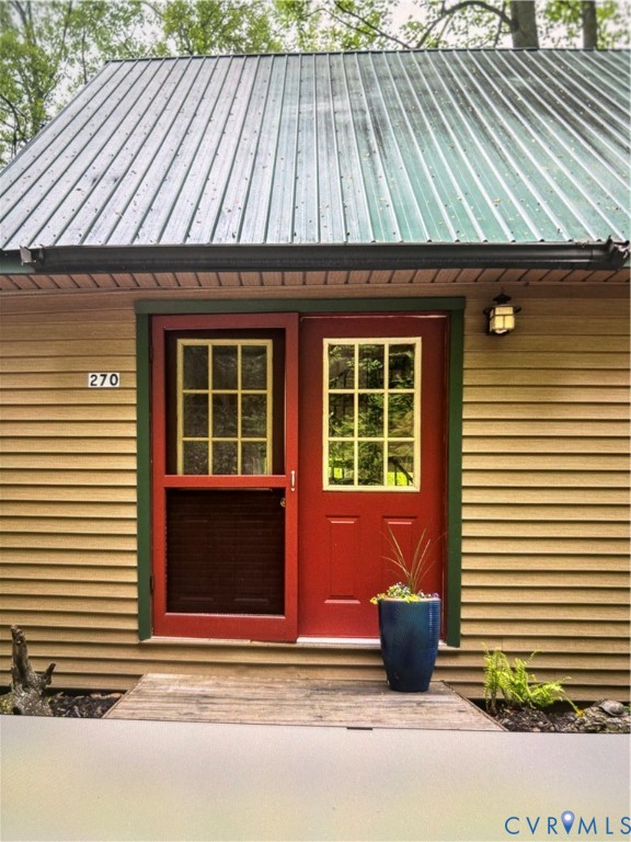 270 Little Cabin Road Amherst, VA 24521 - Photo 3 of 52 a front view of a house