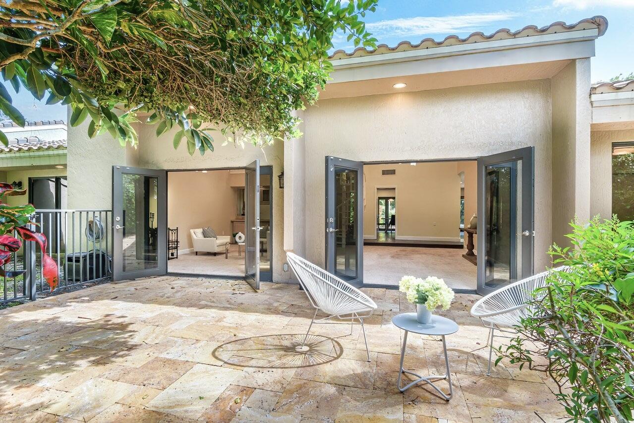 7517 Cedarwood Circle Boca Raton, FL 33434 - Photo 11 of 63 Fenced-in Backyard