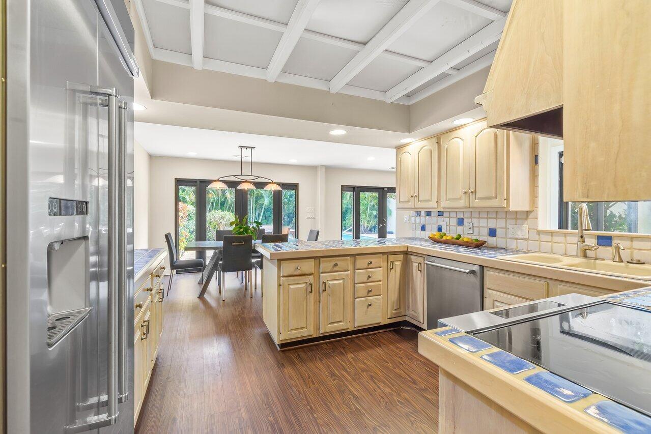 7517 Cedarwood Circle Boca Raton, FL 33434 - Photo 12 of 63 Open Kitchen