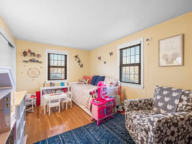 $819,900 | 1 Mansfield Drive, Wakefield, MA 01880