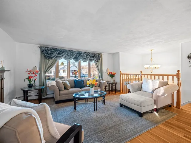 $819,900 | 1 Mansfield Drive, Wakefield, MA 01880