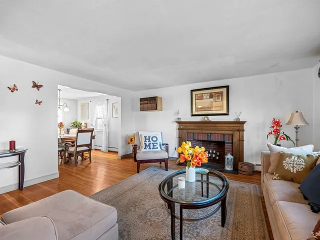 $819,900 | 1 Mansfield Drive, Wakefield, MA 01880