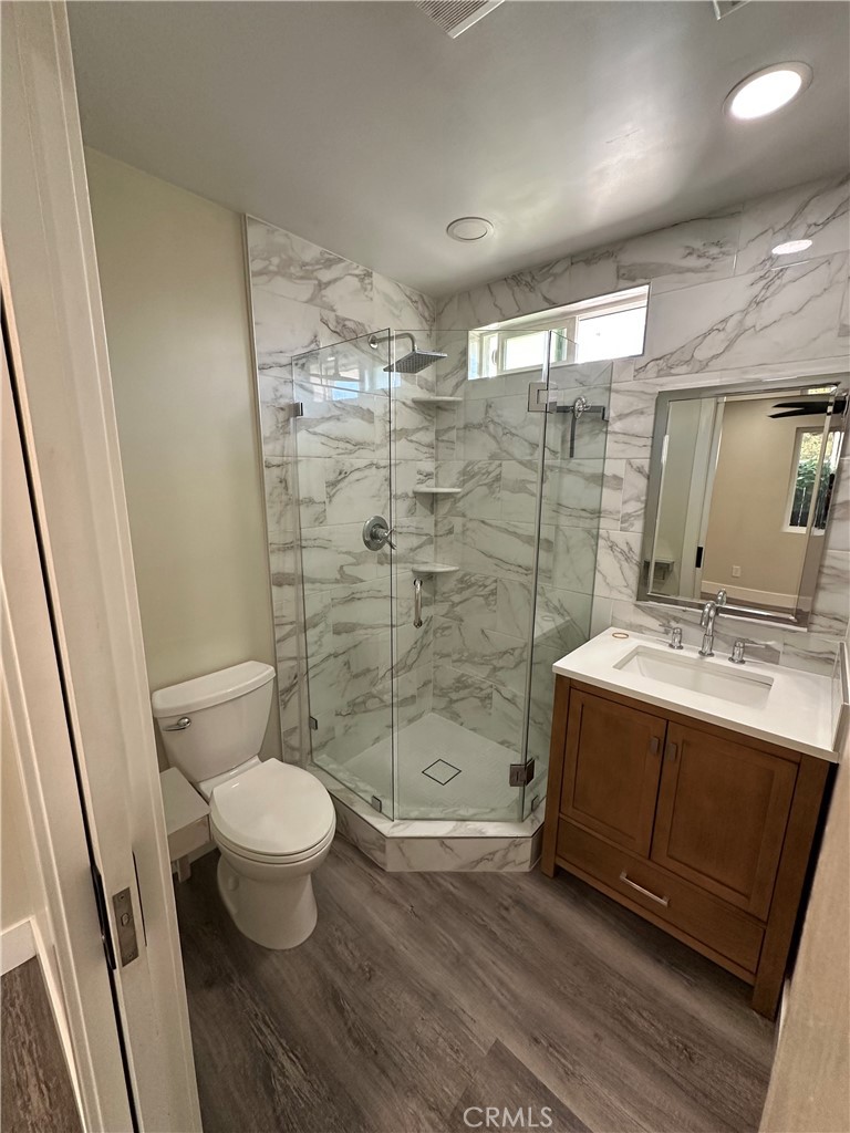 2155 Summit Avenue Altadena, CA 91001 - Photo 2 of 4