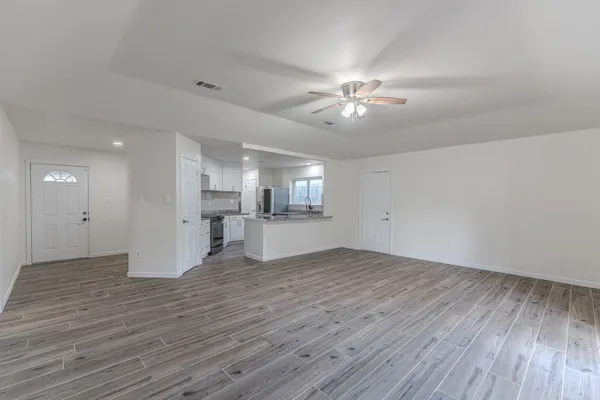 $234,999 | 5819 Sunnygate Drive, Spring, TX 77373