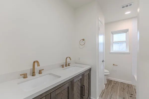 $234,999 | 5819 Sunnygate Drive, Spring, TX 77373