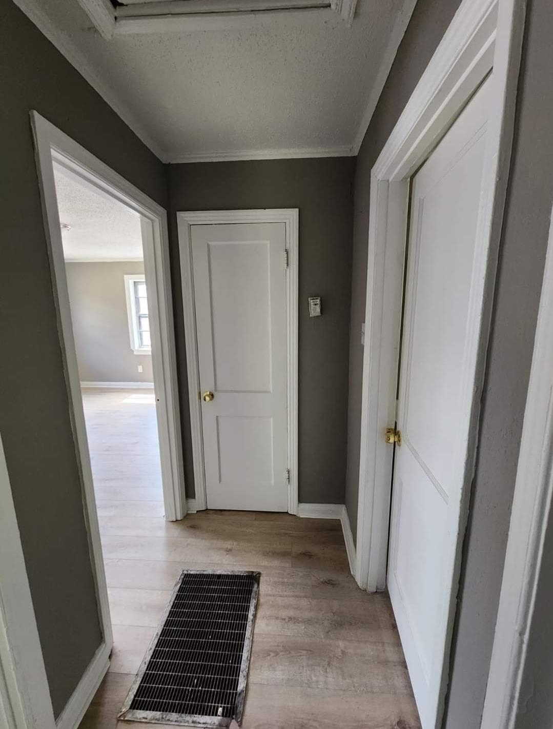 2115 Rile Street Memphis, TN 38109 - Photo 3 of 9 Gallery Image 3