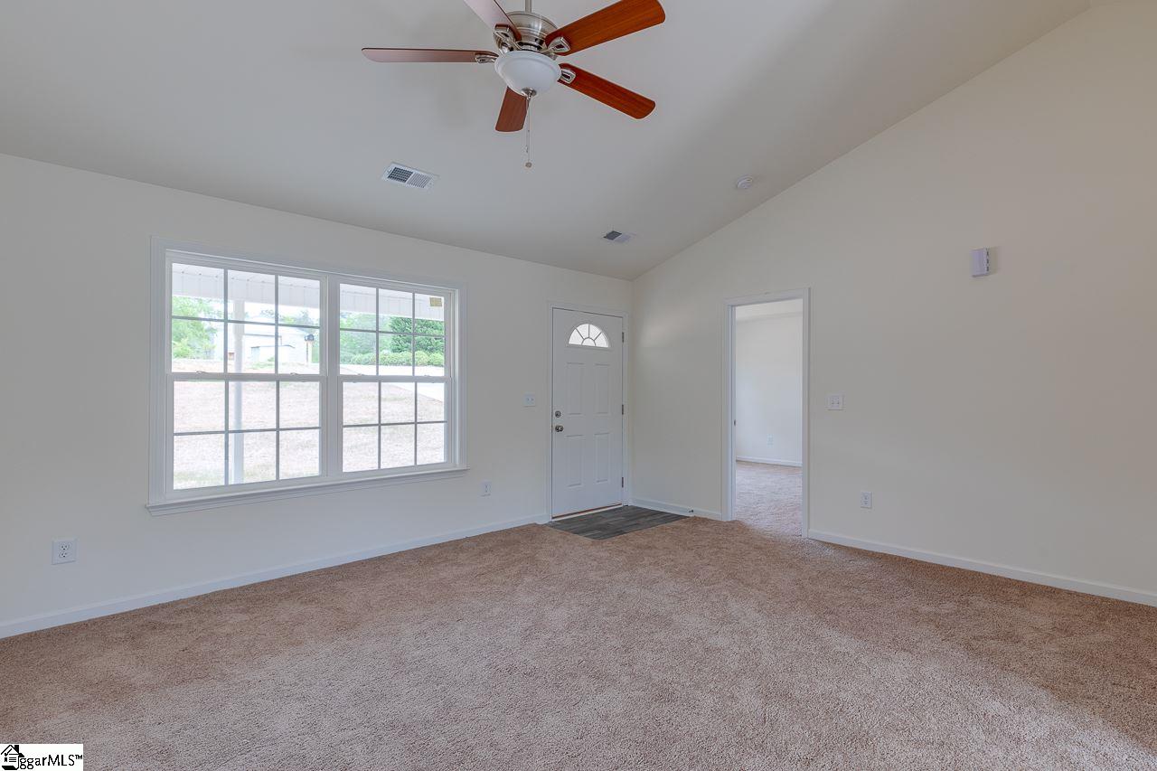 200 Miller Road Belton, SC 29627 - Photo 9 of 36