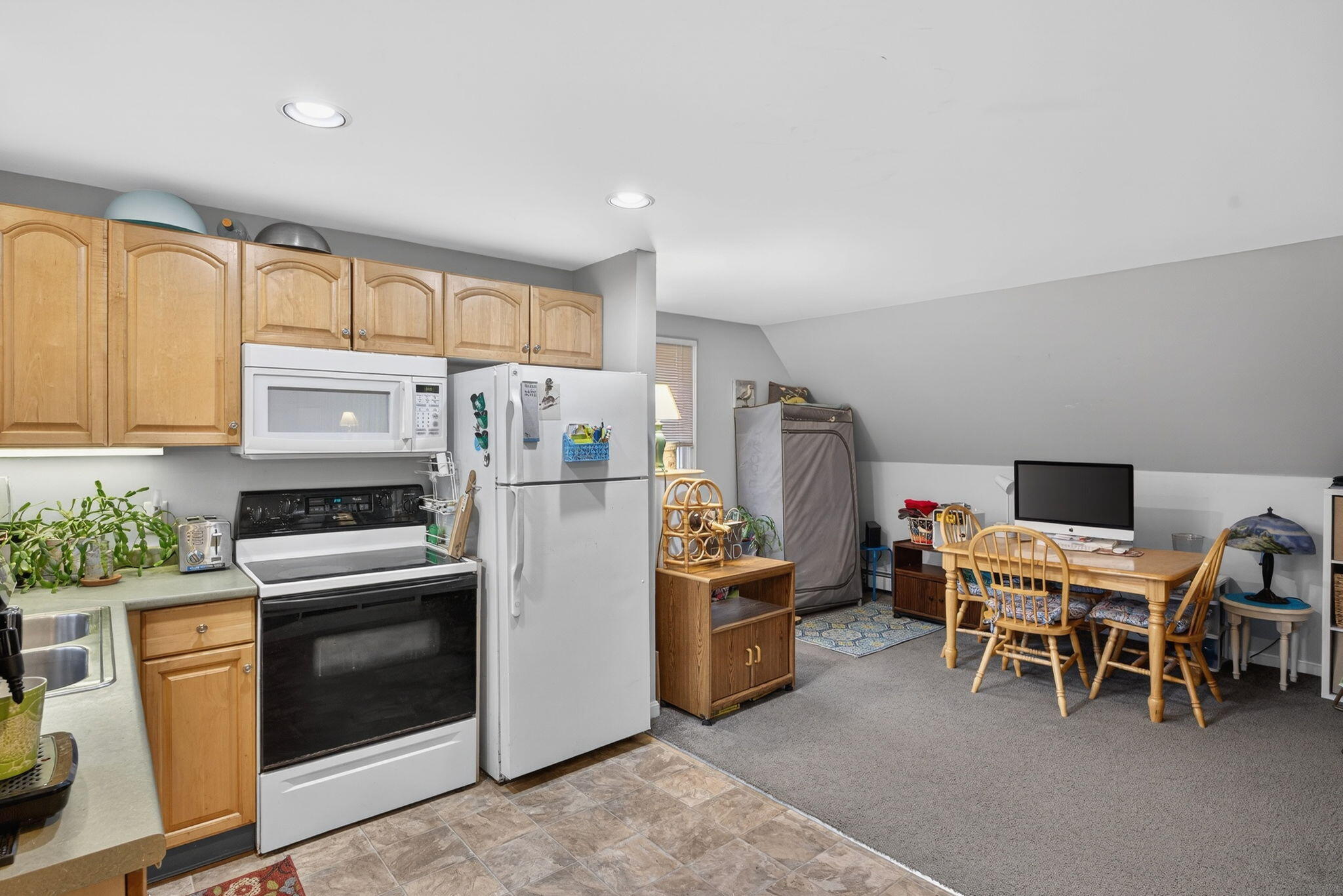 67-69 Bakers Pond Road Orleans, MA 02653 - Photo 34 of 39 Apartment Kitchen