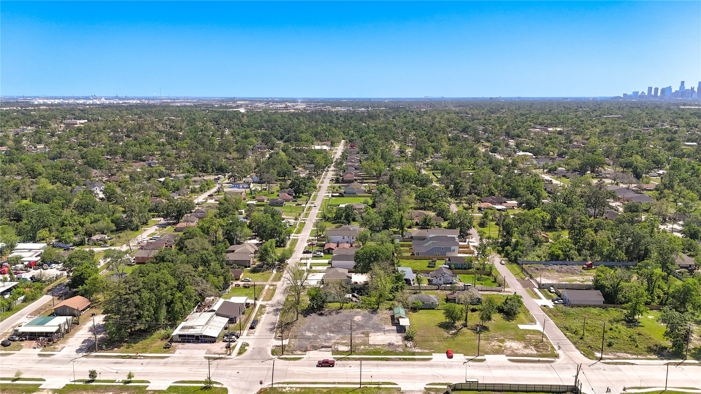 6012 Laura Koppe Road Houston, TX 77016 - Photo 5 of 19