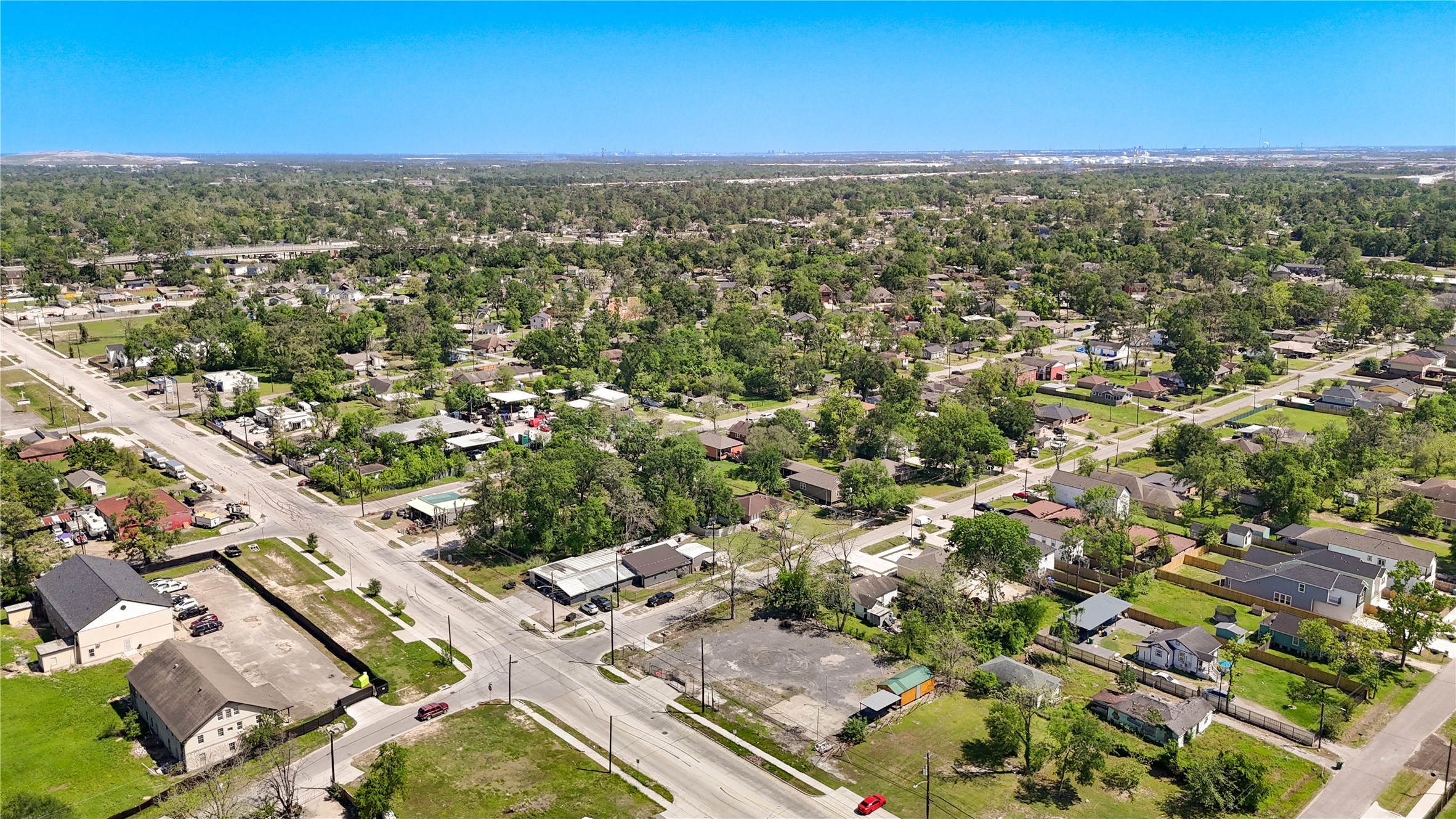 6012 Laura Koppe Road Houston, TX 77016 - Photo 7 of 19