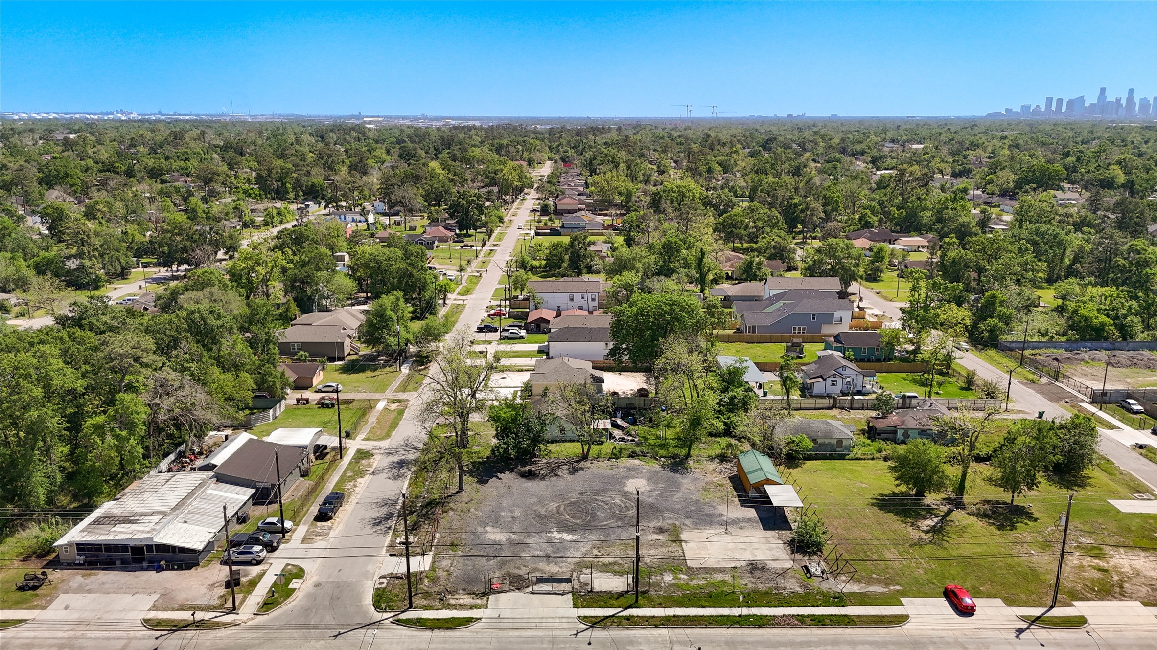 6012 Laura Koppe Road Houston, TX 77016 - Photo 10 of 19