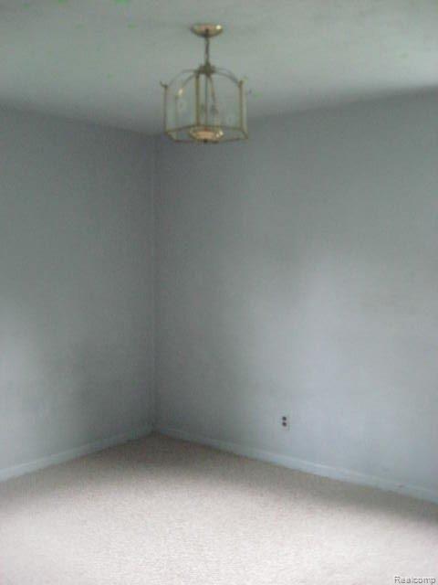 6819 Toepfer Road Warren, MI 48091 - Photo 5 of 9 IMG_1530.JPG