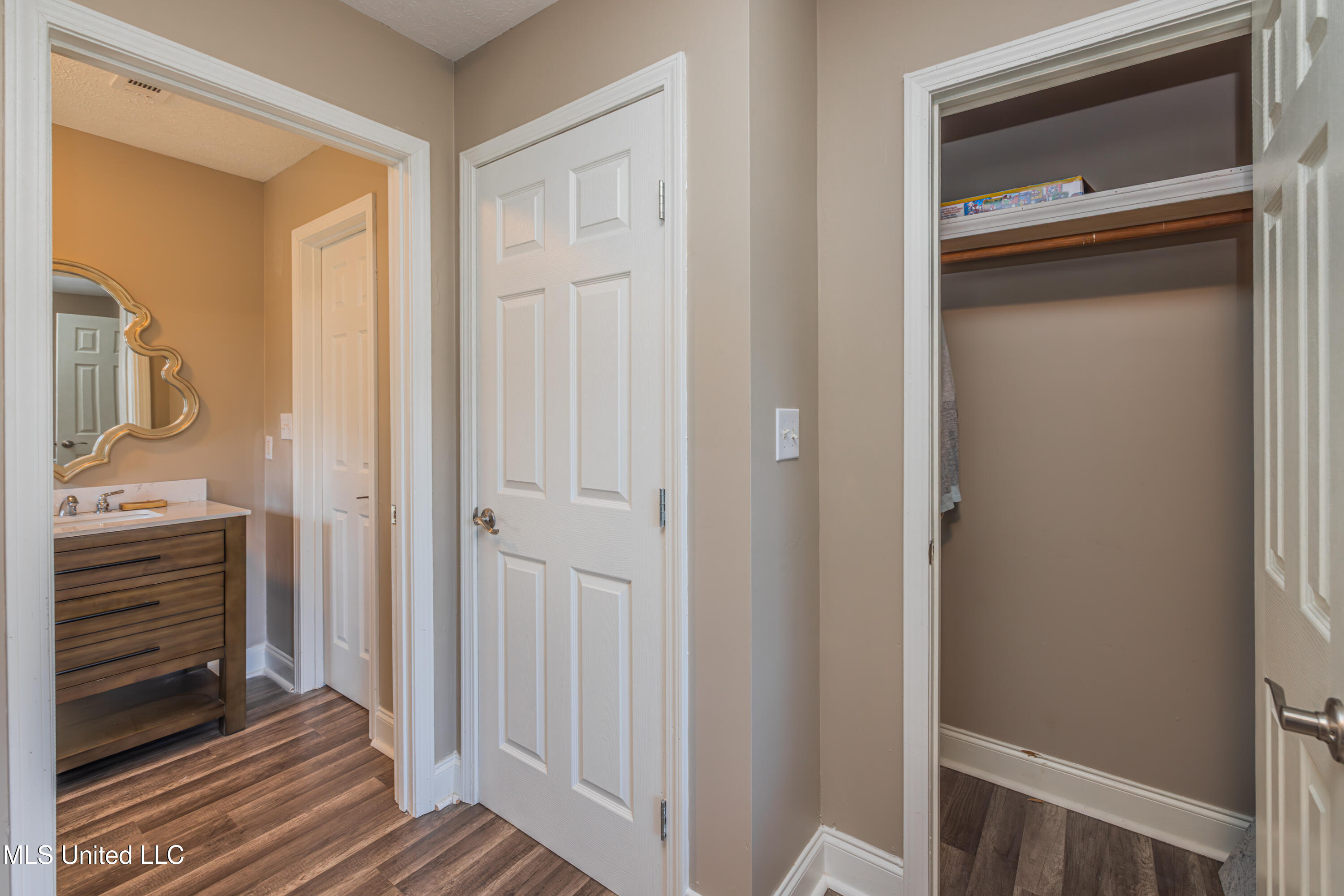 5145 Gault Street Jackson, MS 39209 - Photo 5 of 28 1R4A1063