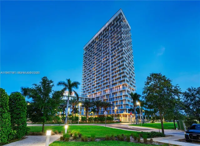 $648,000 | 2000 Metropica Way, Unit 1602, Sunrise, FL 33323