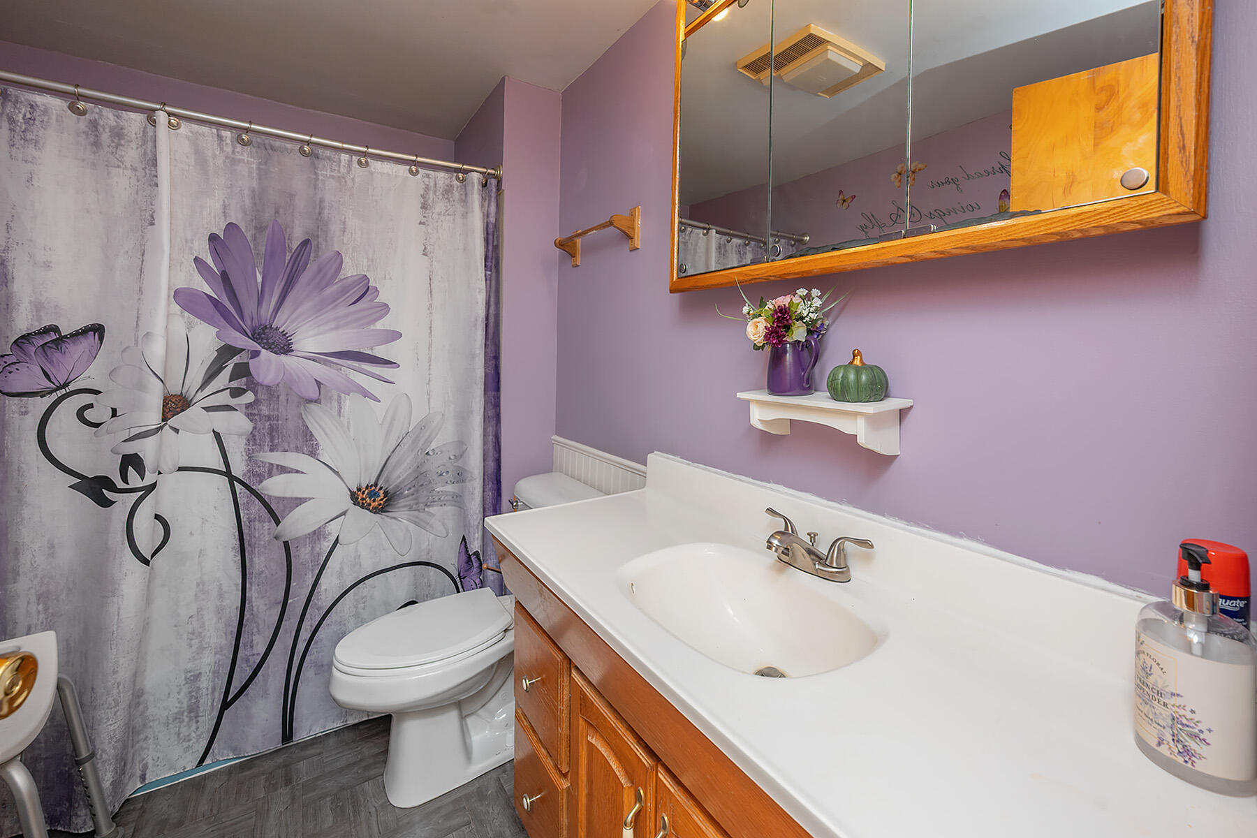 127 Pleasant Street Sharon, WI 53585 - Photo 11 of 41 Main Full Bath