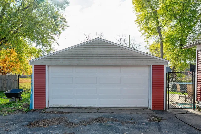 $205,000 | 127 Pleasant Street, Sharon, WI 53585