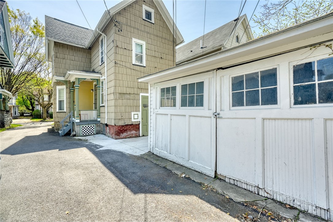 485 Meigs Street Rochester, NY 14607 - Photo 5 of 41