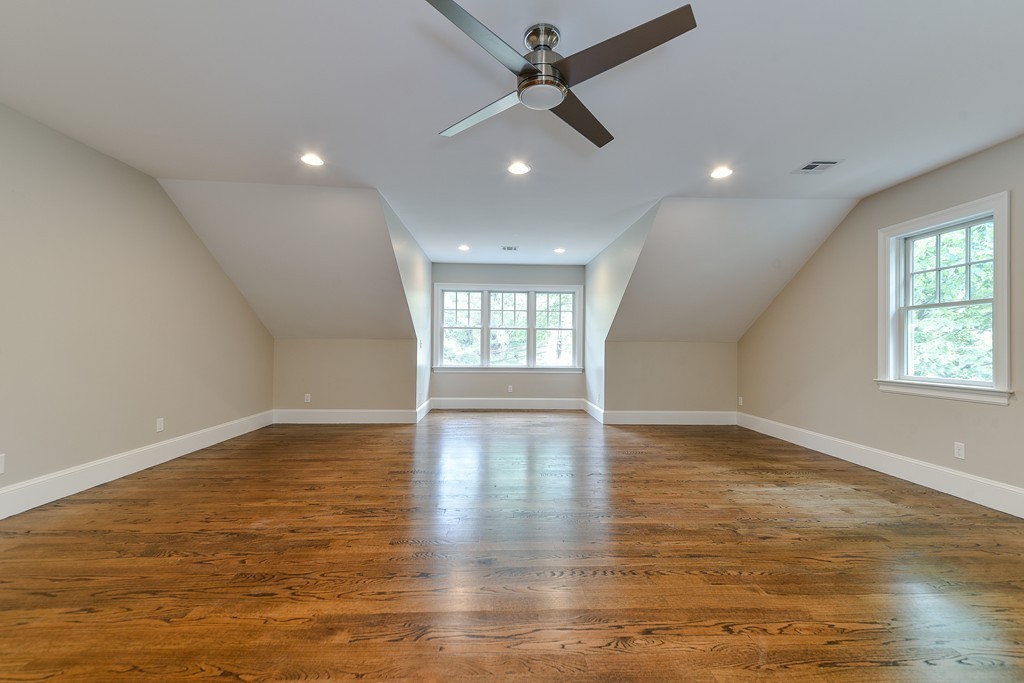 10 Haven Road Wellesley, MA 02481 - Photo 9 of 26 Gallery Image 9