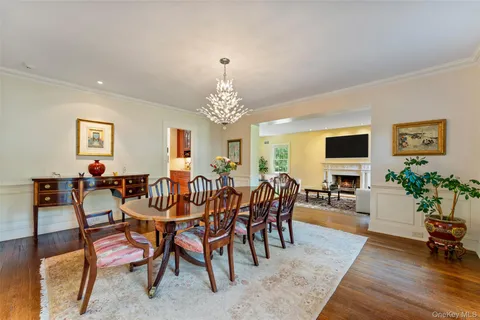 $6,195,000 | 5 Cooper Road, Scarsdale, NY 10583