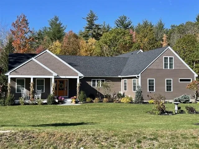 $973,500 | 38 Countryside Drive, Brookline, NH 03033