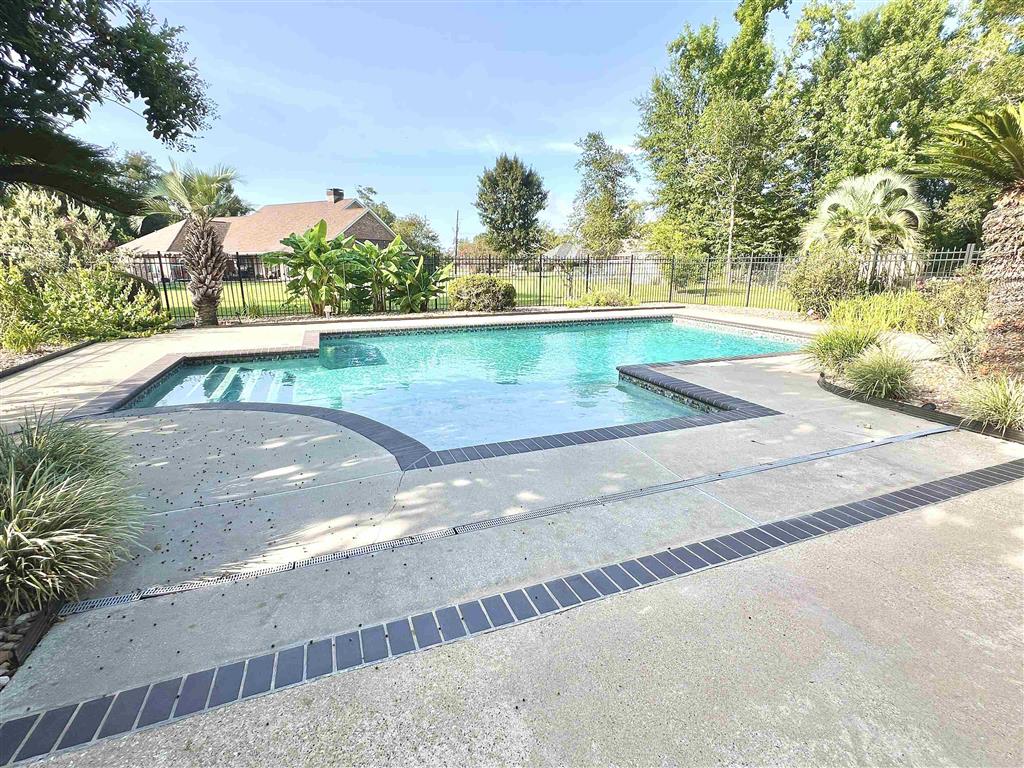 1159 Campfire Road Lake Charles, LA 70611 - Photo 2 of 16 Gallery Image 2