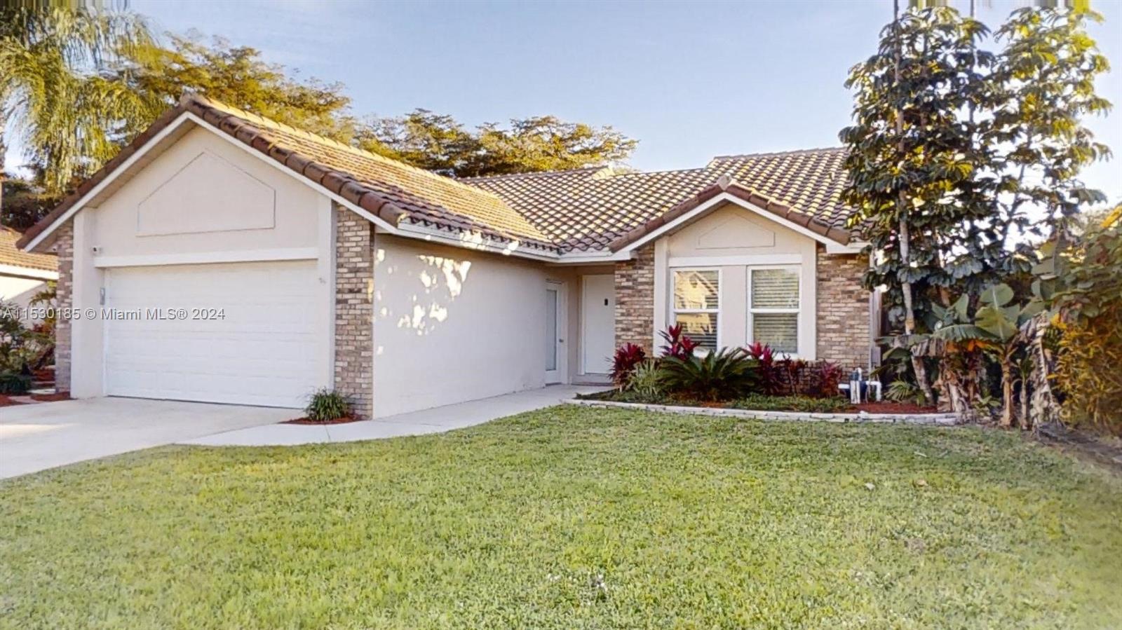 10278 Islander Drive Boca Raton, FL 33498 - Photo 1 of 31 Gallery Image 1