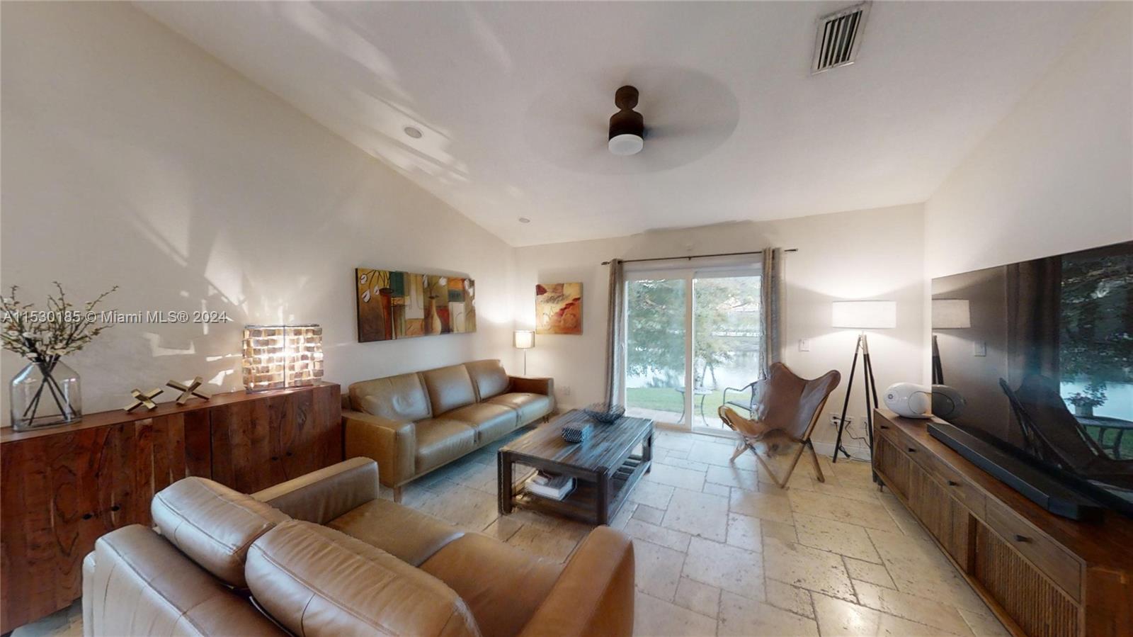 10278 Islander Drive Boca Raton, FL 33498 - Photo 13 of 31 Gallery Image 13