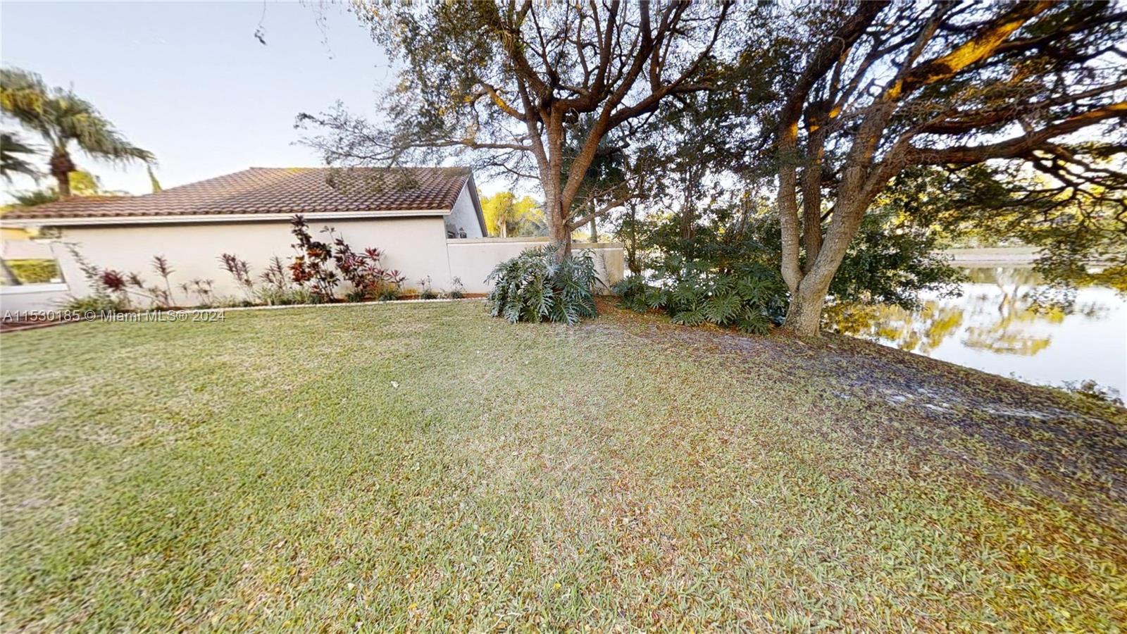 10278 Islander Drive Boca Raton, FL 33498 - Photo 27 of 31 Gallery Image 27