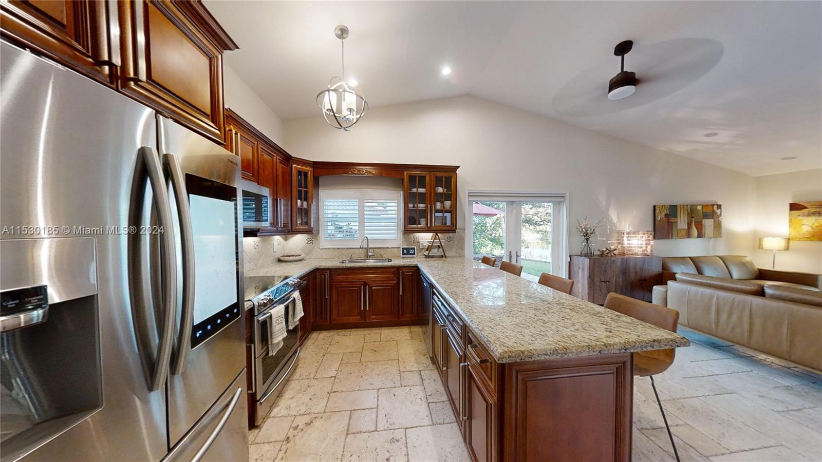 10278 Islander Drive Boca Raton, FL 33498 - Photo 9 of 31 Gallery Image 9