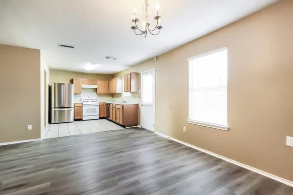 $1,805 | 21211 Linden House Court, Humble, TX 77338