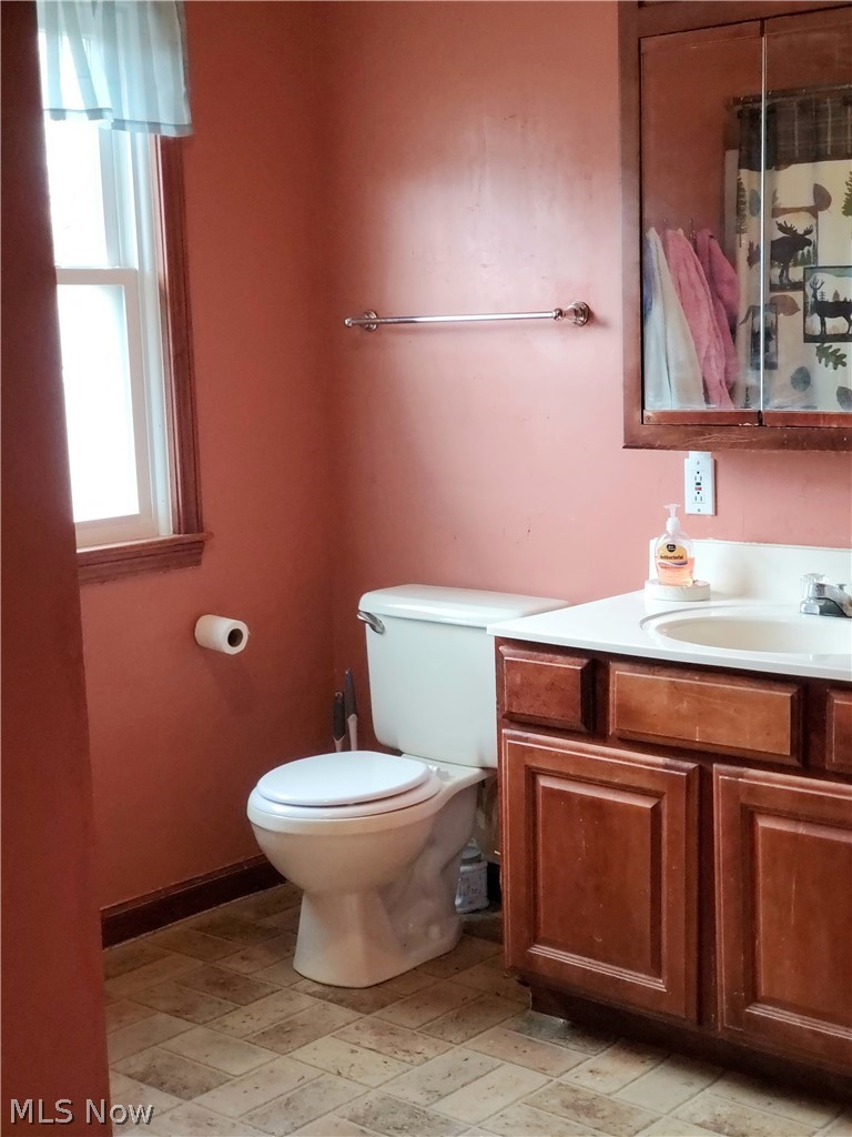 63139 Arrowhead Road Cambridge, OH 43725 - Photo 24 of 33 Gallery Image 24