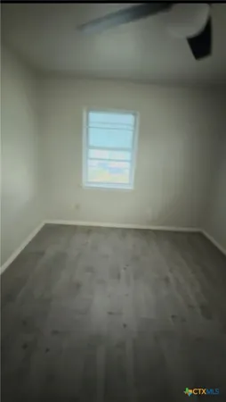 a view of empty room with window
