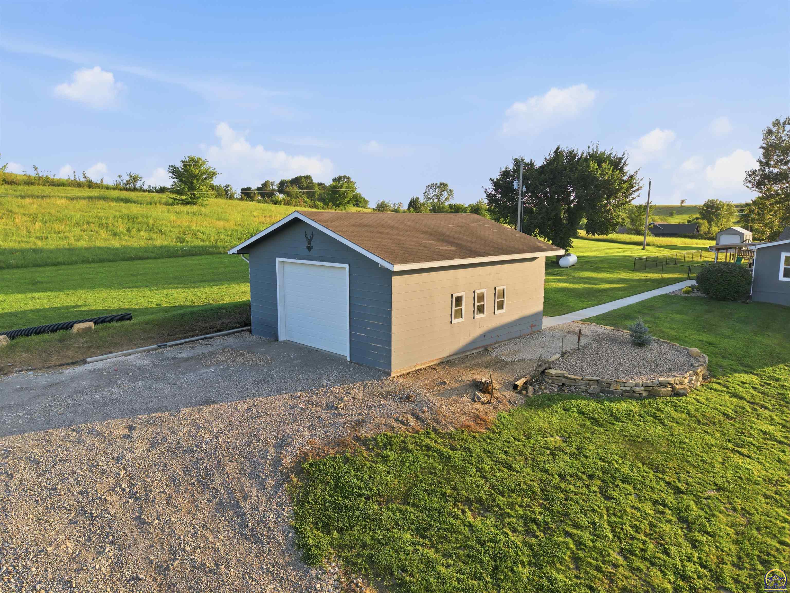 6449 Northwest Humphrey Road Topeka, KS 66618 - Photo 43 of 47