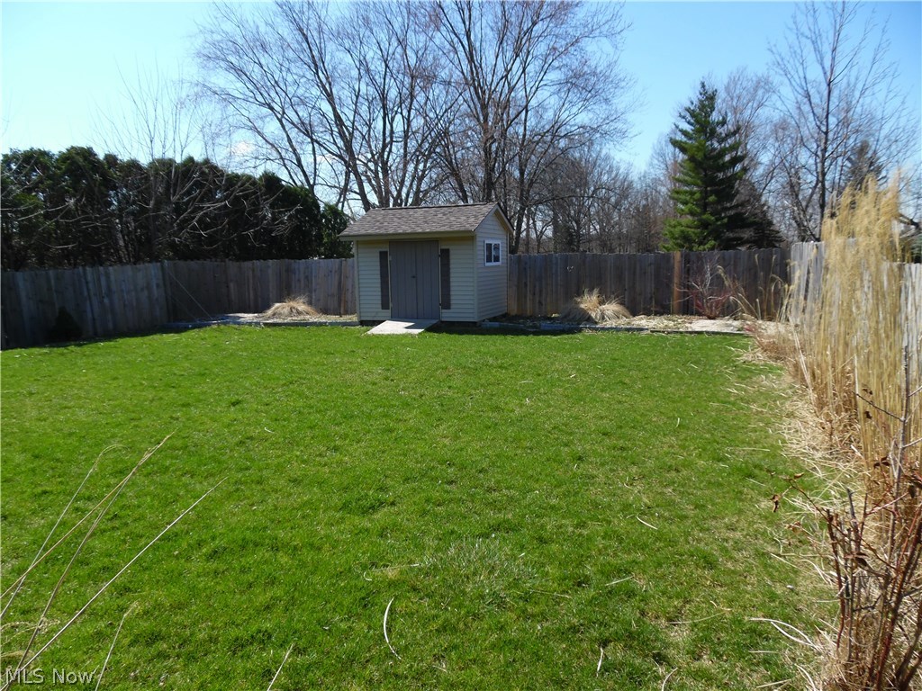 5882 Dunham Road Maple Heights, OH 44137 - Photo 2 of 15