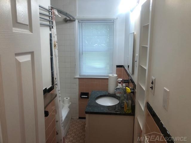 16800 Martin Road Roseville, MI 48066 - Photo 10 of 24