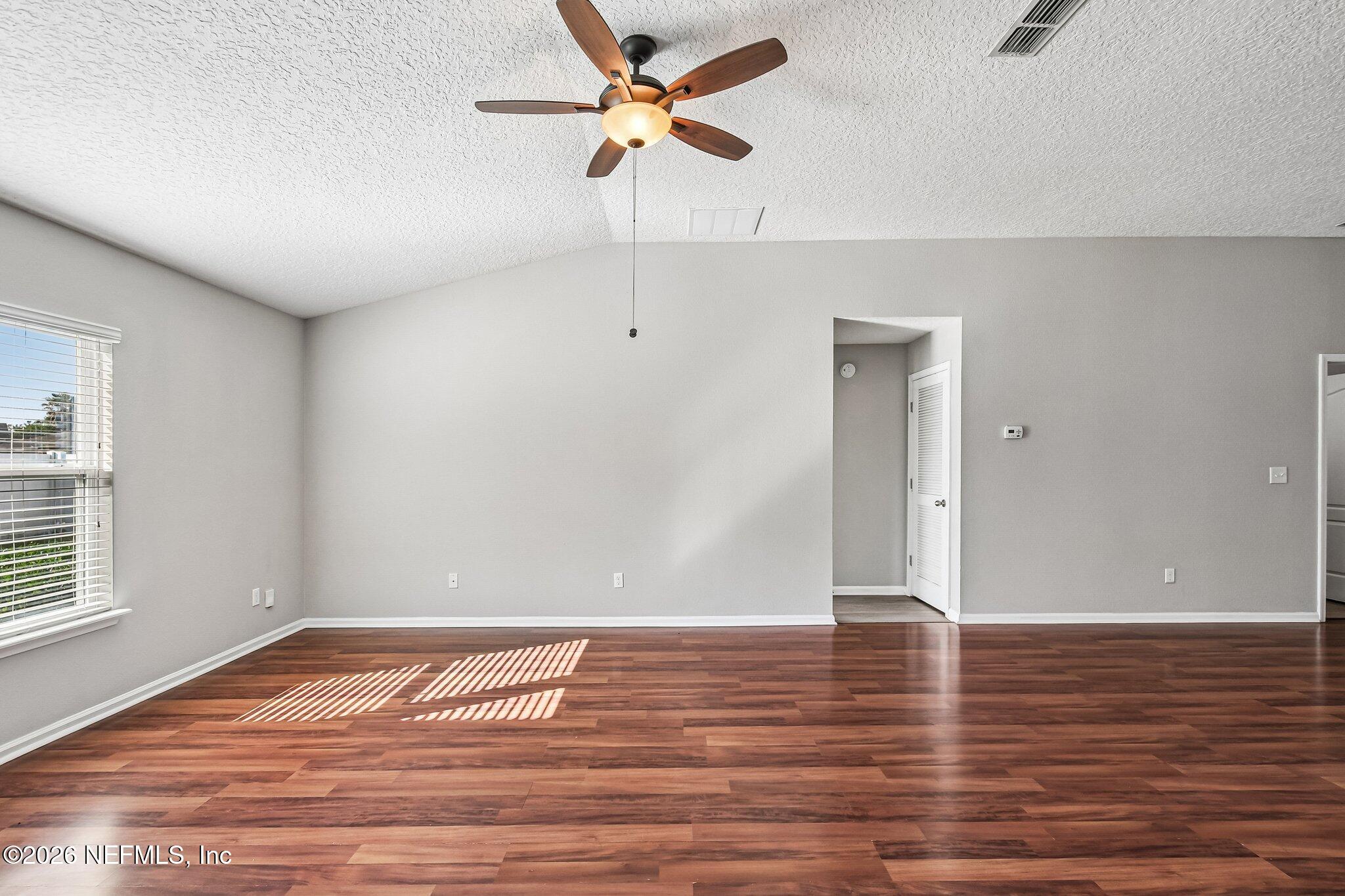 16421 Tisons Blf Road Jacksonville, FL 32218 - Photo 5 of 24 5_Living Room