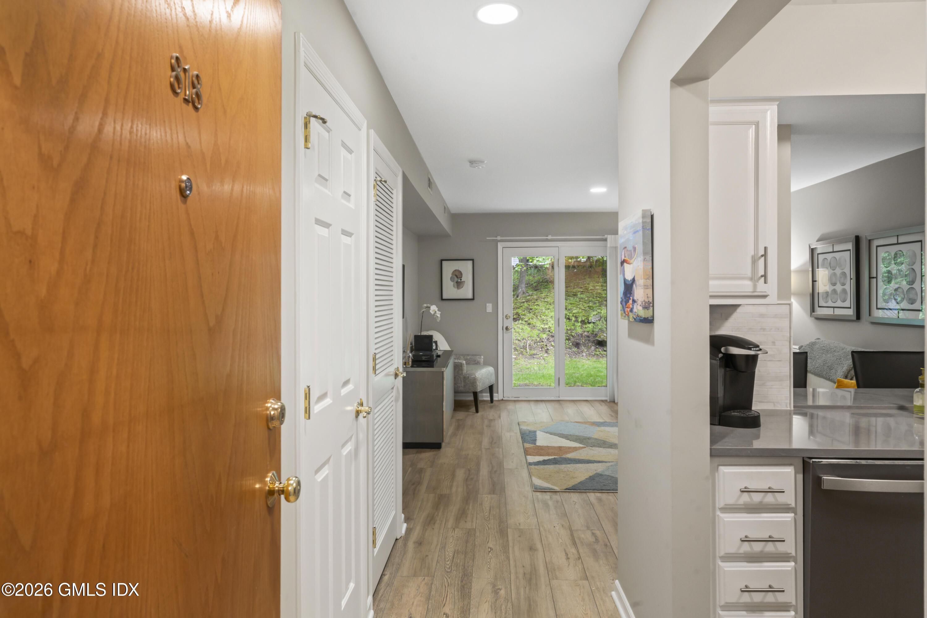 351 Pemberwick Road, Unit 818 Greenwich, CT 06831 - Photo 2 of 31 DSC03774