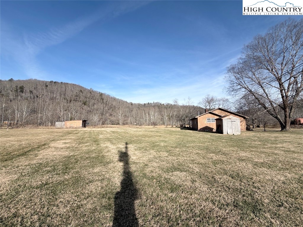 2752 Broadstone Road Banner Elk, NC 28604 - Photo 17 of 24