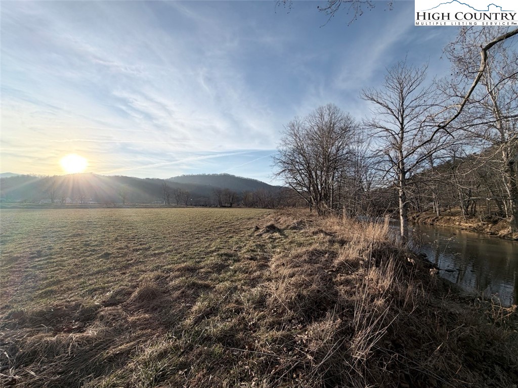 2752 Broadstone Road Banner Elk, NC 28604 - Photo 23 of 24