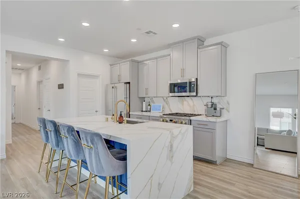 $2,500 | 600 Carriage Hill Drive, Unit 2084, Las Vegas, NV 89138