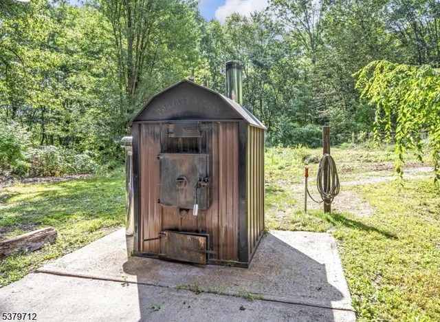 $1,199,000 | 40 Heiser Road, Port Murray, NJ 07865