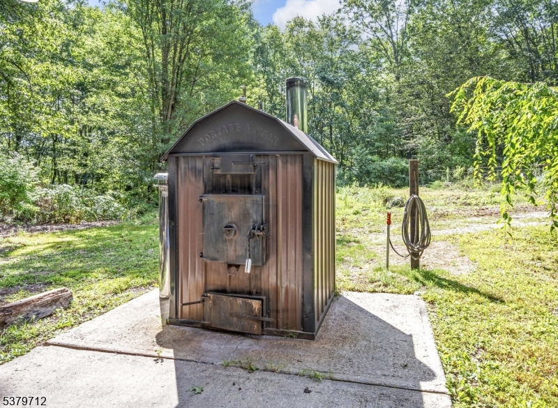 40 Heiser Road Port Murray, NJ 07865 - Photo 11 of 48 a front view of a house with a yard