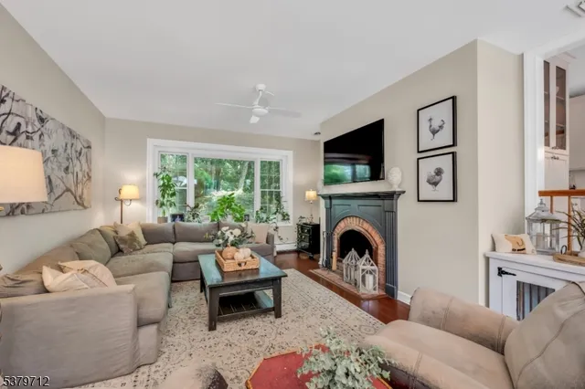 $1,199,000 | 40 Heiser Road, Port Murray, NJ 07865