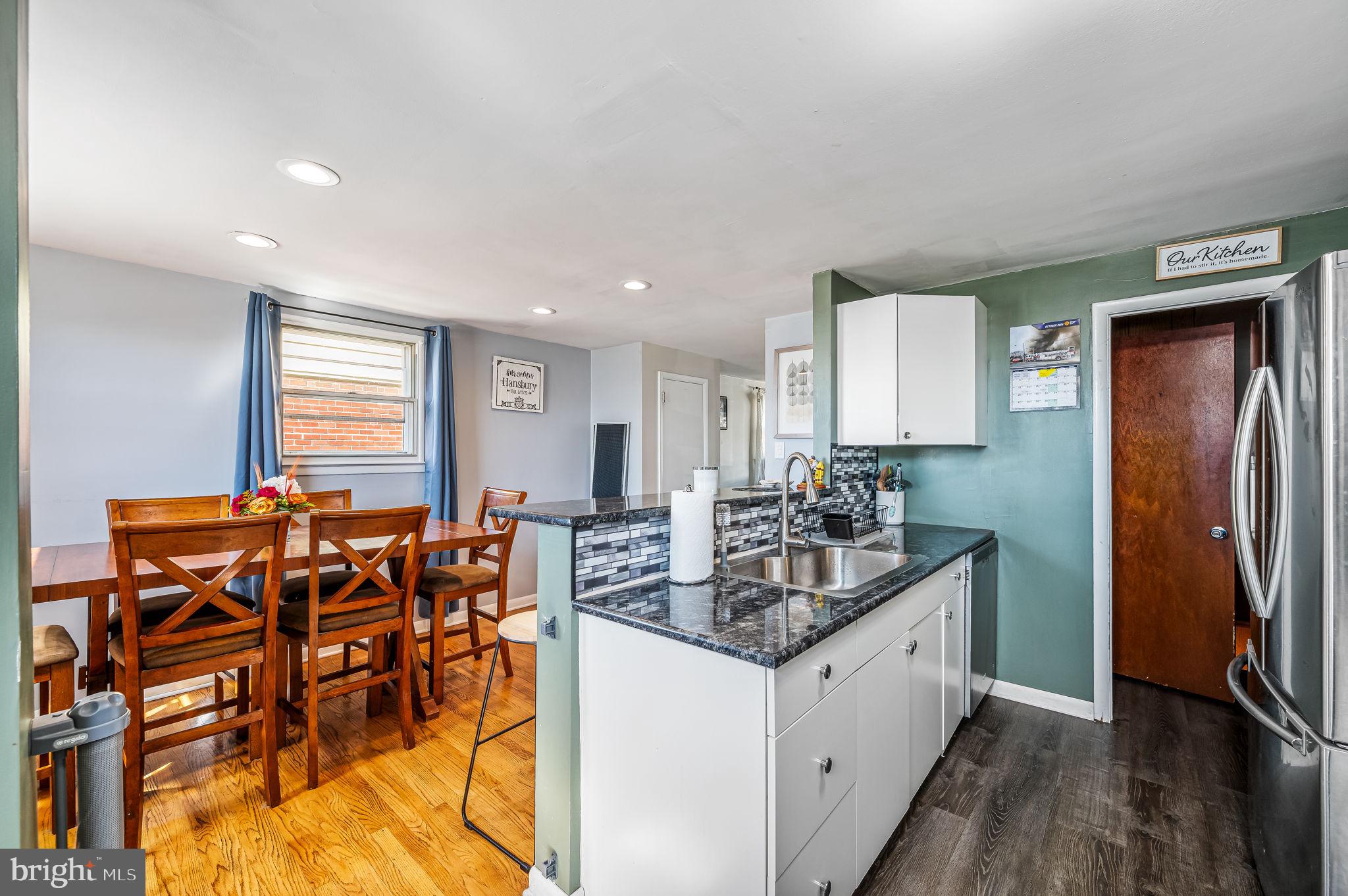 3432 Holyoke Road Philadelphia, PA 19114 - Photo 9 of 23 Gallery Image 9