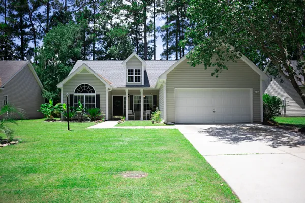 $329,000 | 131 Highwoods Plantation Avenue, Summerville, SC 29485