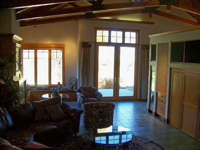 13220 Tierra Heights Road Redding, CA 96003 - Photo 2 of 16 Family Room